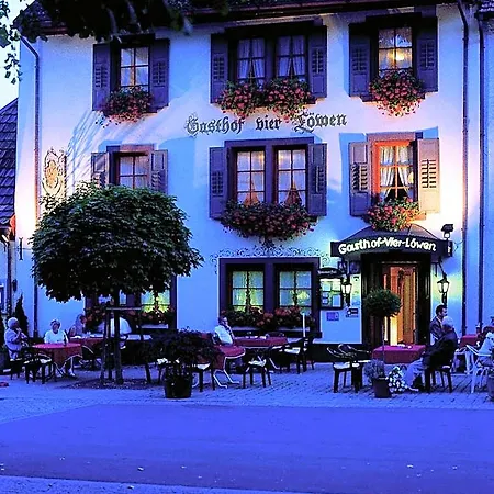 Vier Loewen Hotel